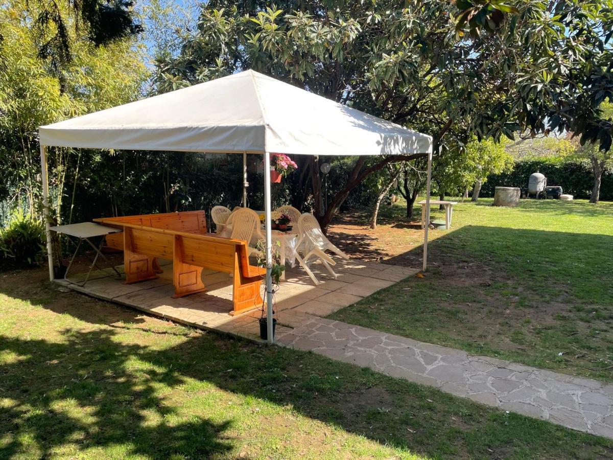 Appartamento In Villa Con Giardino Vicino Al Mare Bella Farnia Buitenkant foto